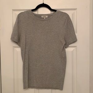 Short sleeve sweater